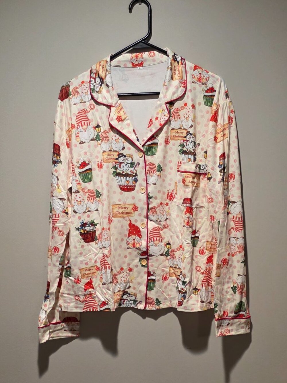 New Christmas Gnome Pajama Set Women’s L Holiday Button Down PJs
